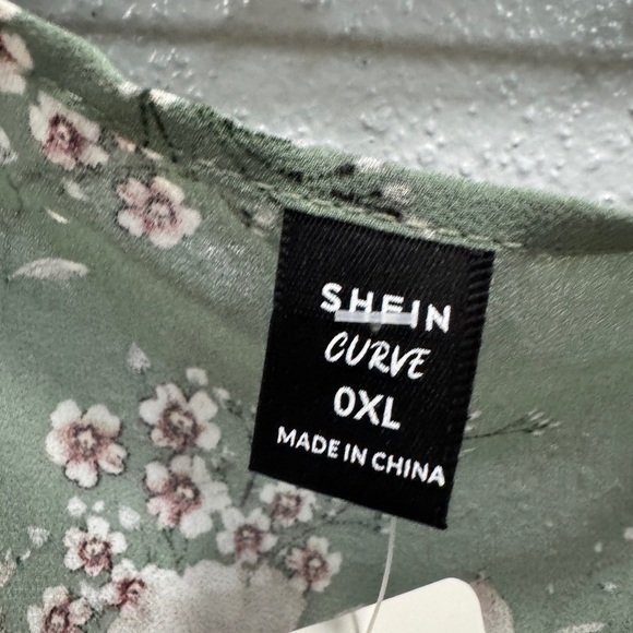 SHEIN‎ Green Bishop Sleeve Kimono - Picture 2 of 3